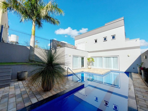 Imagem Casa com 3 Quartos à Venda, 275 m²
