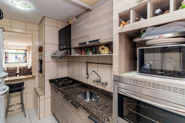 Imagem Apartamento com 2 Quartos à Venda, 76 m² em Centro Histórico - Porto Alegre