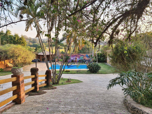 Casa com 5 Quartos à Venda, 690 m² em Parque Dom Henrique - Cotia