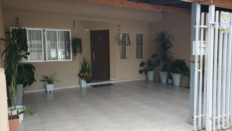 Imagem Casa com 5 Quartos à Venda, 142 m² em Alto Boqueirão - Curitiba