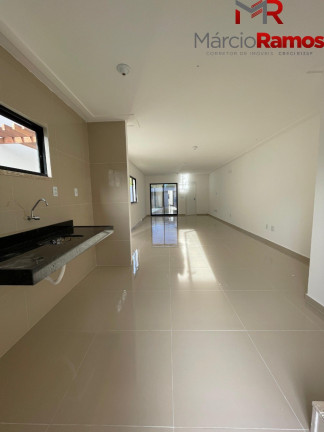 Imagem Casa com 3 Quartos à Venda, 123 m² em Sapiranga - Fortaleza Imagem Casa com 3 Quartos à Venda, 123 m² em Sapiranga - Fortaleza