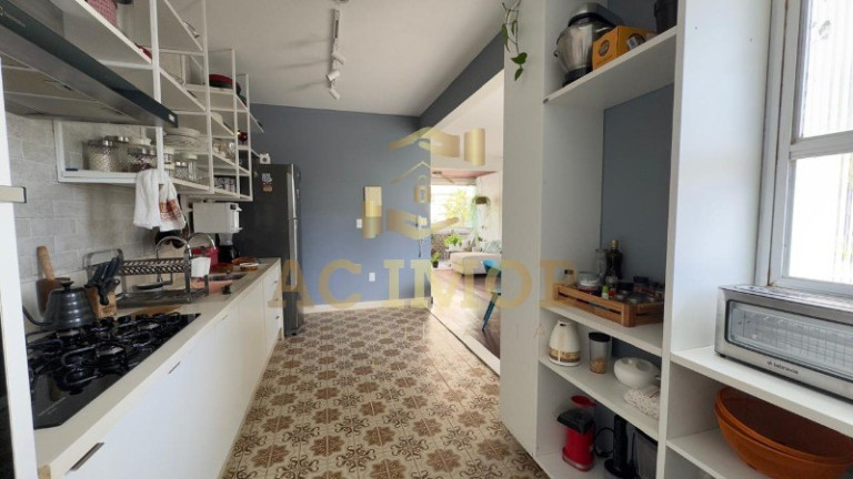 Imagem Imóvel com 3 Quartos à Venda, 145 m² em Graça - Salvador Imagem Imóvel com 3 Quartos à Venda, 145 m² em Graça - Salvador
