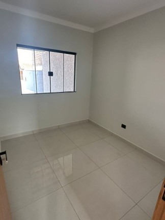 Imagem Casa com 3 Quartos à Venda, 76 m² em Jardim Novo Bertioga - Sarandi
