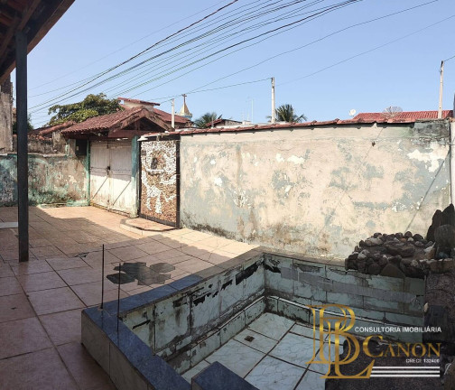 Casa com 4 Quartos à Venda,  em Tupy - Itanhaém