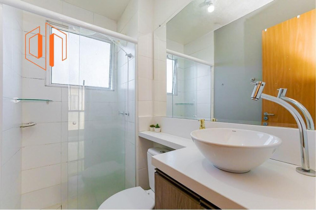Imagem Apartamento com 2 Quartos à Venda, 43 m² em Pinheirinho - Curitiba