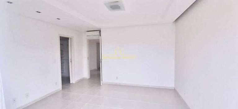 Imagem Casa com 3 Quartos à Venda, 284 m² em Pedra Branca - Palhoça Imagem Casa com 3 Quartos à Venda, 284 m² em Pedra Branca - Palhoça