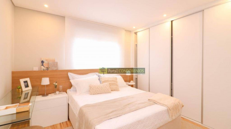 Imagem Apartamento com 2 Quartos à Venda, 72 m² em Cabral - Curitiba Imagem Apartamento com 2 Quartos à Venda, 72 m² em Cabral - Curitiba