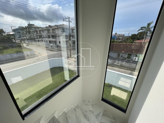 Imagem Casa com 3 Quartos à Venda, 224 m² em Ingleses Do Rio Vermelho - Florianópolis Imagem Casa com 3 Quartos à Venda, 224 m² em Ingleses Do Rio Vermelho - Florianópolis