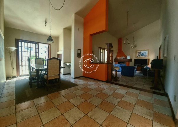 Imagem Casa com 4 Quartos à Venda, 363 m² em Nossa Senhora De Lourdes - Santa Maria