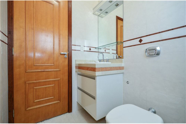 Imagem Casa com 4 Quartos à Venda,  em Parque São Domingos - São Paulo