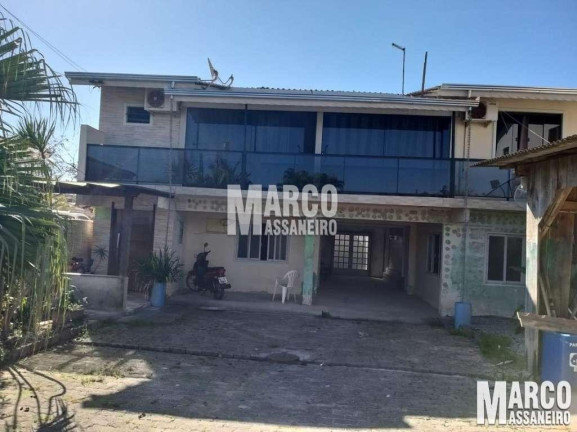 Casa com 4 Quartos à Venda, 276 m² em Centro - Balneário Barra Do Sul