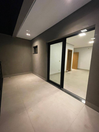 Imagem Casa com 3 Quartos à Venda, 215 m² em Jardins Capri - Senador Canedo