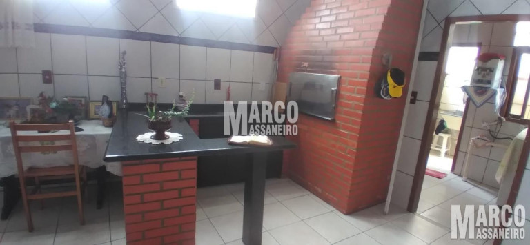 Imagem Casa com 3 Quartos à Venda, 212 m² em Centro - Balneário Barra Do Sul Imagem Casa com 3 Quartos à Venda, 212 m² em Centro - Balneário Barra Do Sul