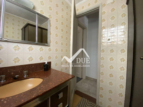 Imagem Apartamento com 2 Quartos à Venda, 65 m² em Marapé - Santos