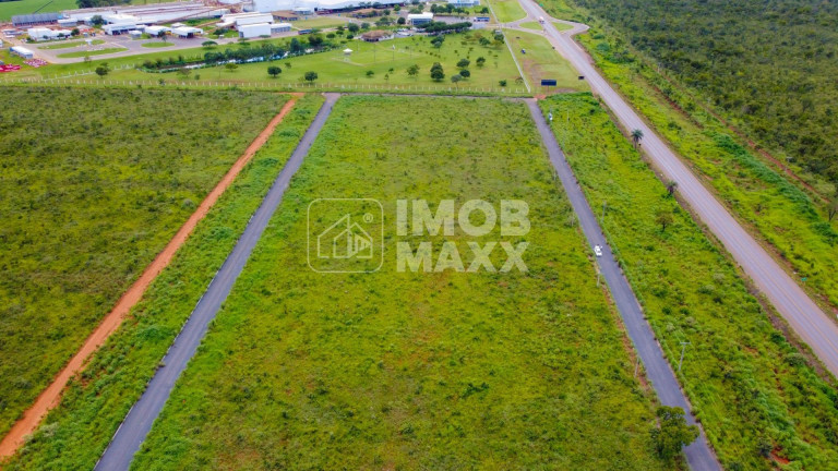 Imagem Terreno à Venda, 1.000 m² em 3º Setor Industrial - Formosa Imagem Terreno à Venda, 1.000 m² em 3º Setor Industrial - Formosa