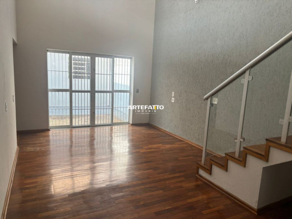 Sobrado com 3 Quartos à Venda, 253 m² em São José - Franca