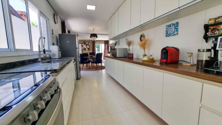 Imagem Casa com 3 Quartos à Venda, 251 m² em Jardim Paulista - Atibaia