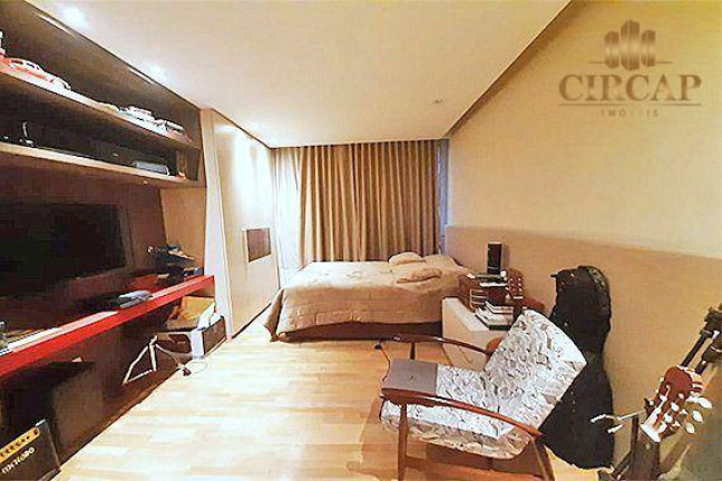 Imagem Apartamento com 3 Quartos à Venda, 245 m² em Higienópolis - São Paulo Imagem Apartamento com 3 Quartos à Venda, 245 m² em Higienópolis - São Paulo