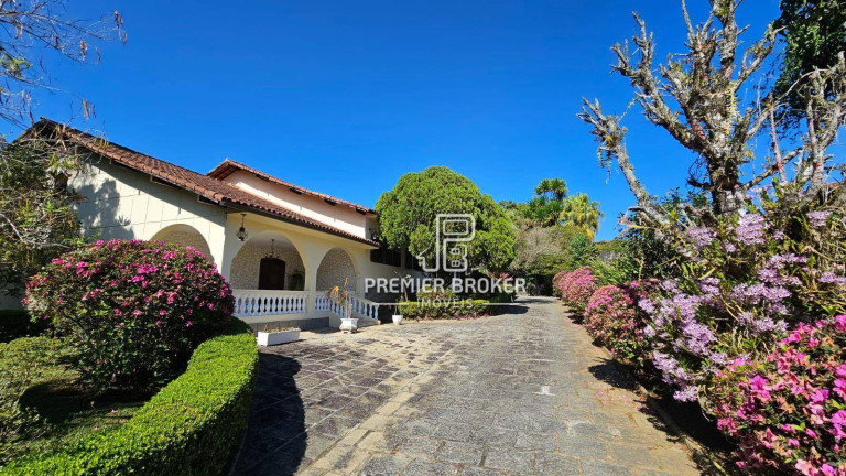 Imagem Casa com 4 Quartos à Venda, 503 m² em Parque São Luiz - Teresópolis