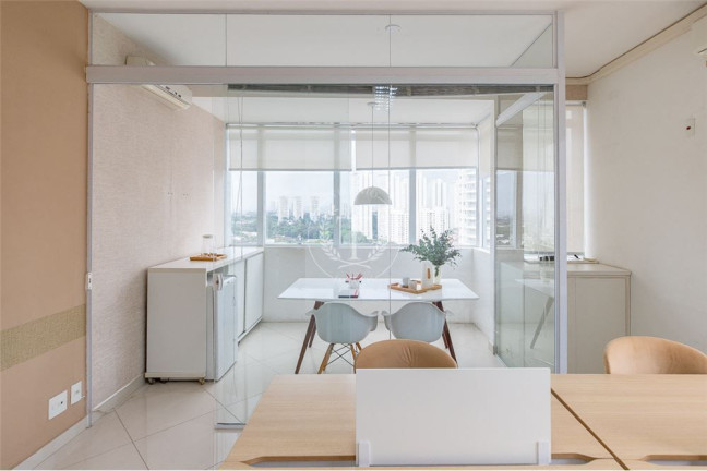 Imagem Sala Comercial à Venda, 30 m² em Vila Sofia - São Paulo Imagem Sala Comercial à Venda, 30 m² em Vila Sofia - São Paulo