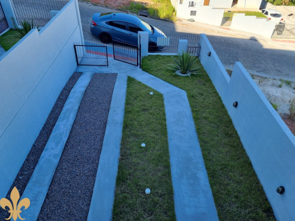 Imagem Sobrado com 2 Quartos à Venda, 110 m² em Sertão Do Maruim - São José Imagem Sobrado com 2 Quartos à Venda, 110 m² em Sertão Do Maruim - São José