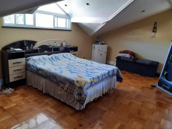 Imagem Casa com 10 Quartos à Venda, 1.570 m² em Carlos Guinle - Teresópolis
