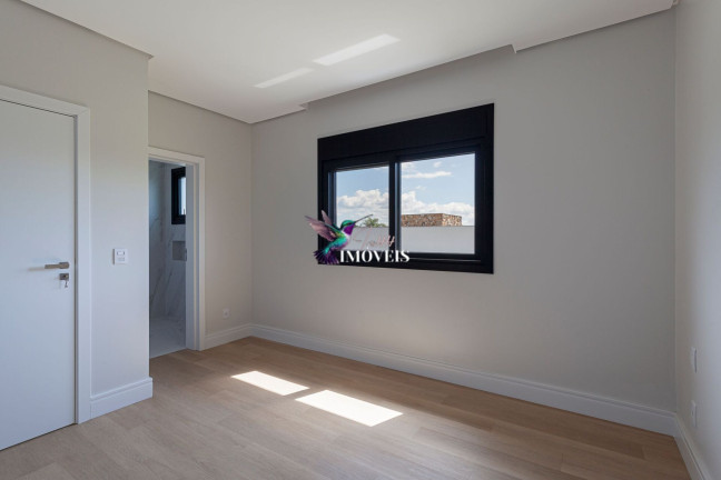 Imagem Casa de Condomínio com 4 Quartos à Venda, 359 m² em Centro - Torres