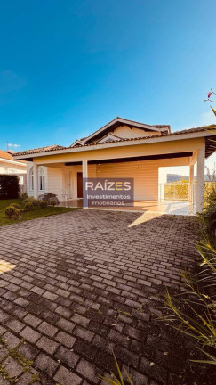 Casa com 3 Quartos para Alugar, 250 m² em Santa Helena - Bragança Paulista