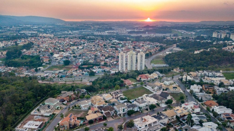Imagem Imóvel com 6 Quartos à Venda, em Portal Do Paraíso Ii - Jundiaí Imagem Imóvel com 6 Quartos à Venda, em Portal Do Paraíso Ii - Jundiaí