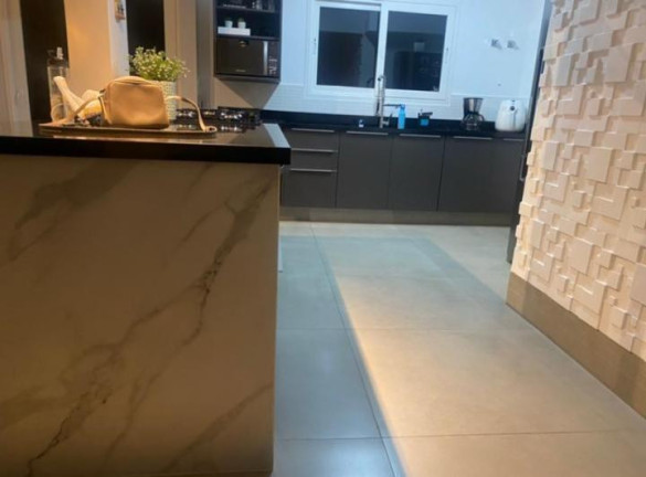 Imagem Casa com 4 Quartos à Venda, 176 m² em Vila Santo Antônio - Cotia