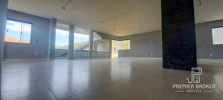 Imagem Casa com 5 Quartos à Venda, 410 m² em Golfe - Teresópolis