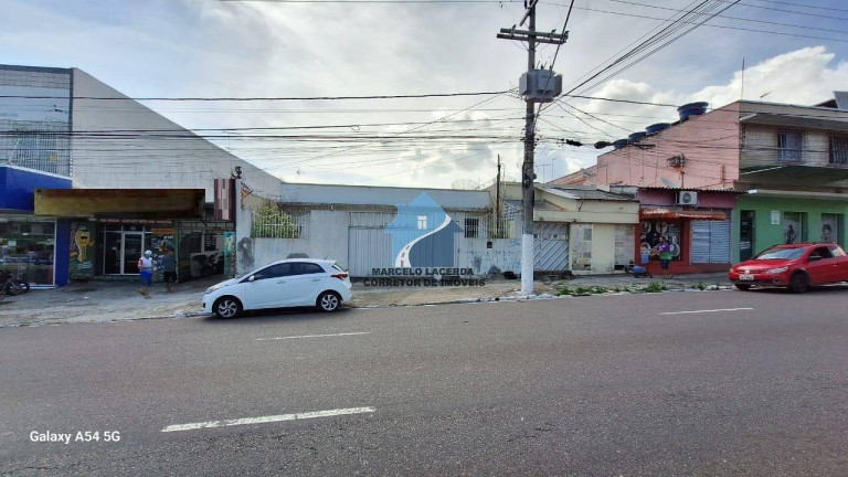 Imagem Casa com 3 Quartos à Venda, 280 m² em Centro - Manaus Imagem Casa com 3 Quartos à Venda, 280 m² em Centro - Manaus
