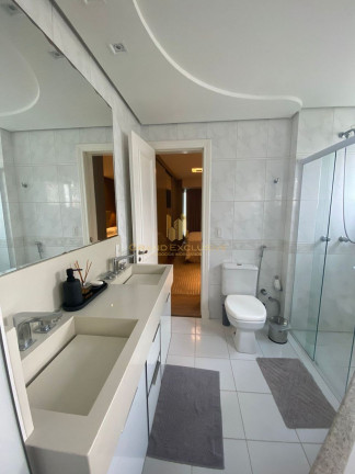 Imagem Apartamento com 3 Quartos à Venda, 178 m² em Centro - Balneário Camboriú Imagem Apartamento com 3 Quartos à Venda, 178 m² em Centro - Balneário Camboriú