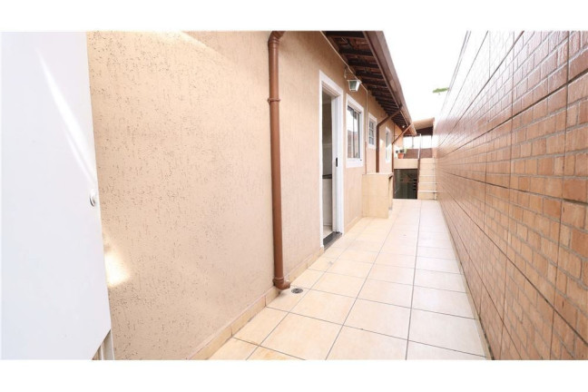 Imagem Casa com 2 Quartos à Venda,  em Campo Limpo - São Paulo