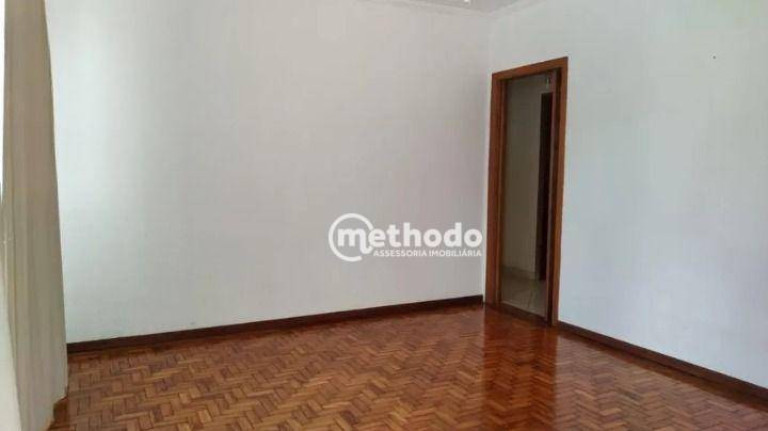 Imagem Casa com 3 Quartos à Venda, 230 m² em Taquaral - Campinas Imagem Casa com 3 Quartos à Venda, 230 m² em Taquaral - Campinas