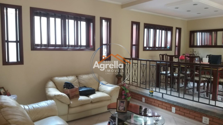 Imagem Casa com 3 Quartos à Venda, 316 m² em Vila Bianchi - Mogi Mirim Imagem Casa com 3 Quartos à Venda, 316 m² em Vila Bianchi - Mogi Mirim