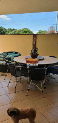 Imagem Casa com 4 Quartos à Venda, 365 m² em Tijuco Das Telhas - Campinas Imagem Casa com 4 Quartos à Venda, 365 m² em Tijuco Das Telhas - Campinas