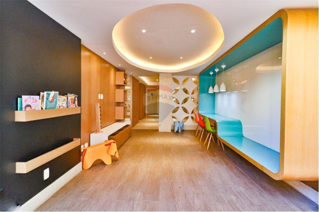 Imagem Apartamento com 4 Quartos à Venda, 179 m² em Lagoa - Rio De Janeiro Imagem Apartamento com 4 Quartos à Venda, 179 m² em Lagoa - Rio De Janeiro