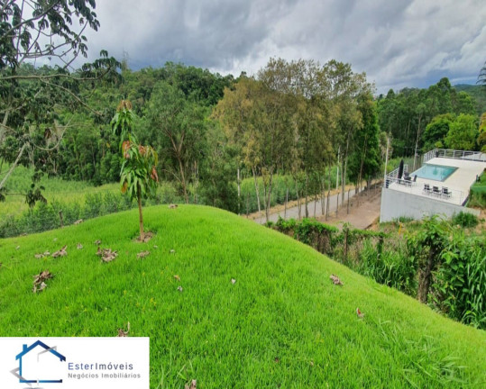Imagem Casa com 3 Quartos para Alugar ou Temporada, 321 m² em Serra Dos Cristais - Jordanesia Imagem Casa com 3 Quartos para Alugar ou Temporada, 321 m² em Serra Dos Cristais - Jordanesia