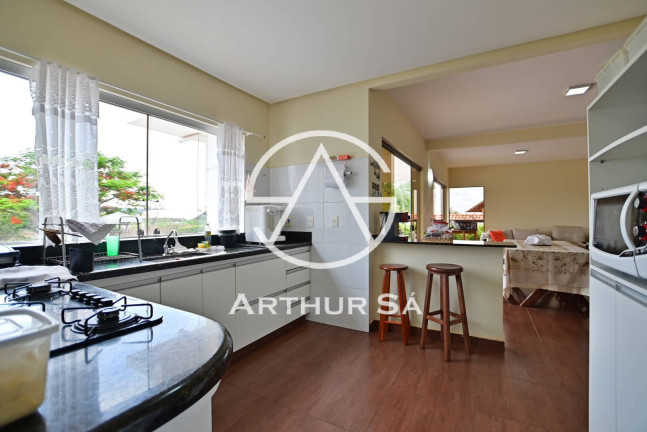 Imagem Casa com 4 Quartos à Venda, 1.600 m² em Lago Norte - Brasília Imagem Casa com 4 Quartos à Venda, 1.600 m² em Lago Norte - Brasília