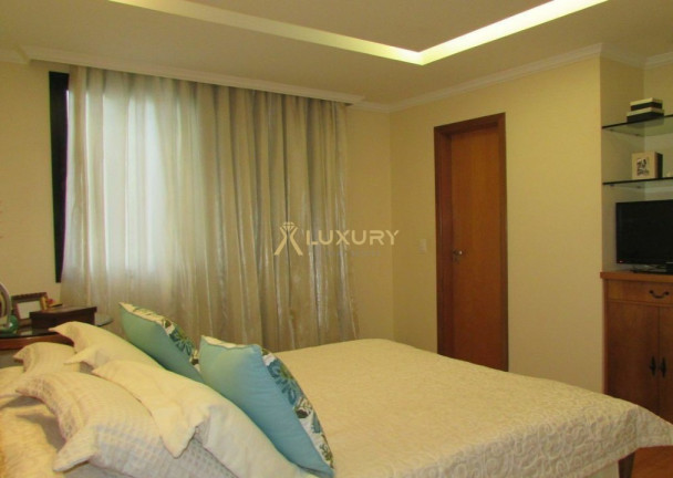 Imagem Imóvel com 4 Quartos à Venda, 176 m² em Belvedere - Belo Horizonte