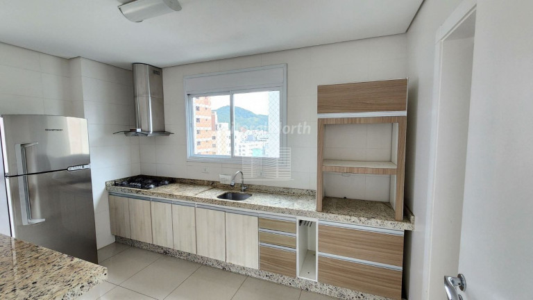 Imagem Apartamento com 3 Quartos à Venda, 115 m² em Centro - Balneário Camboriú Imagem Apartamento com 3 Quartos à Venda, 115 m² em Centro - Balneário Camboriú