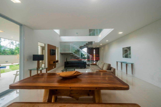 Imagem Casa com 7 Quartos à Venda, 510 m² em Riviera Módulo 24 - Bertioga Imagem Casa com 7 Quartos à Venda, 510 m² em Riviera Módulo 24 - Bertioga