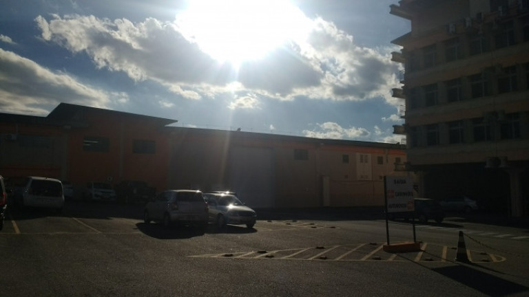 Imagem Galpão para Alugar, 12 m² em Chácara Solar Fazendinha - Santana De Parnaíba Imagem Galpão para Alugar, 12 m² em Chácara Solar Fazendinha - Santana De Parnaíba