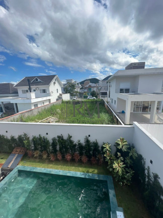 Imagem Casa com 4 Quartos à Venda, em Pedra Branca - Palhoça Imagem Casa com 4 Quartos à Venda, em Pedra Branca - Palhoça