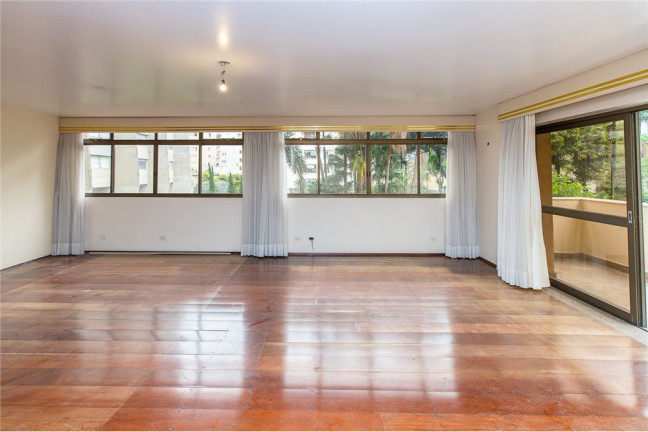 Imóvel com 4 Quartos à Venda,  em Higienópolis - São Paulo
