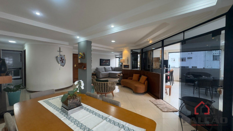 Imagem Apartamento com 2 Quartos à Venda, 303 m² em Centro - São Vicente Imagem Apartamento com 2 Quartos à Venda, 303 m² em Centro - São Vicente