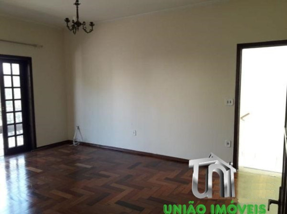 Imagem Casa com 3 Quartos à Venda, 172 m² em Centro - Bragança Paulista