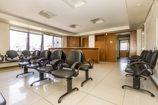 Imagem Sala Comercial à Venda, 115 m² em Santana - Porto Alegre Imagem Sala Comercial à Venda, 115 m² em Santana - Porto Alegre