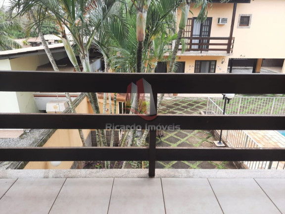 Imagem Casa de Condomínio com 2 Quartos à Venda, 111 m²
